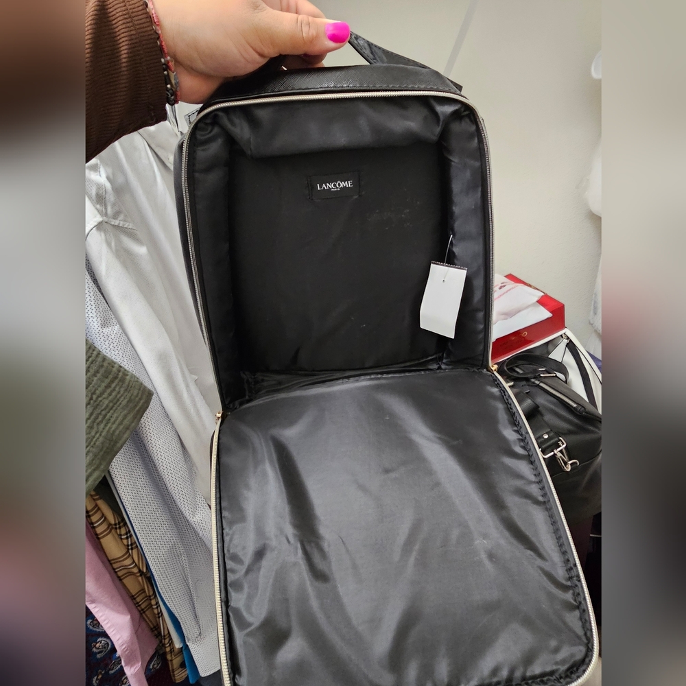 Black Travel Bag